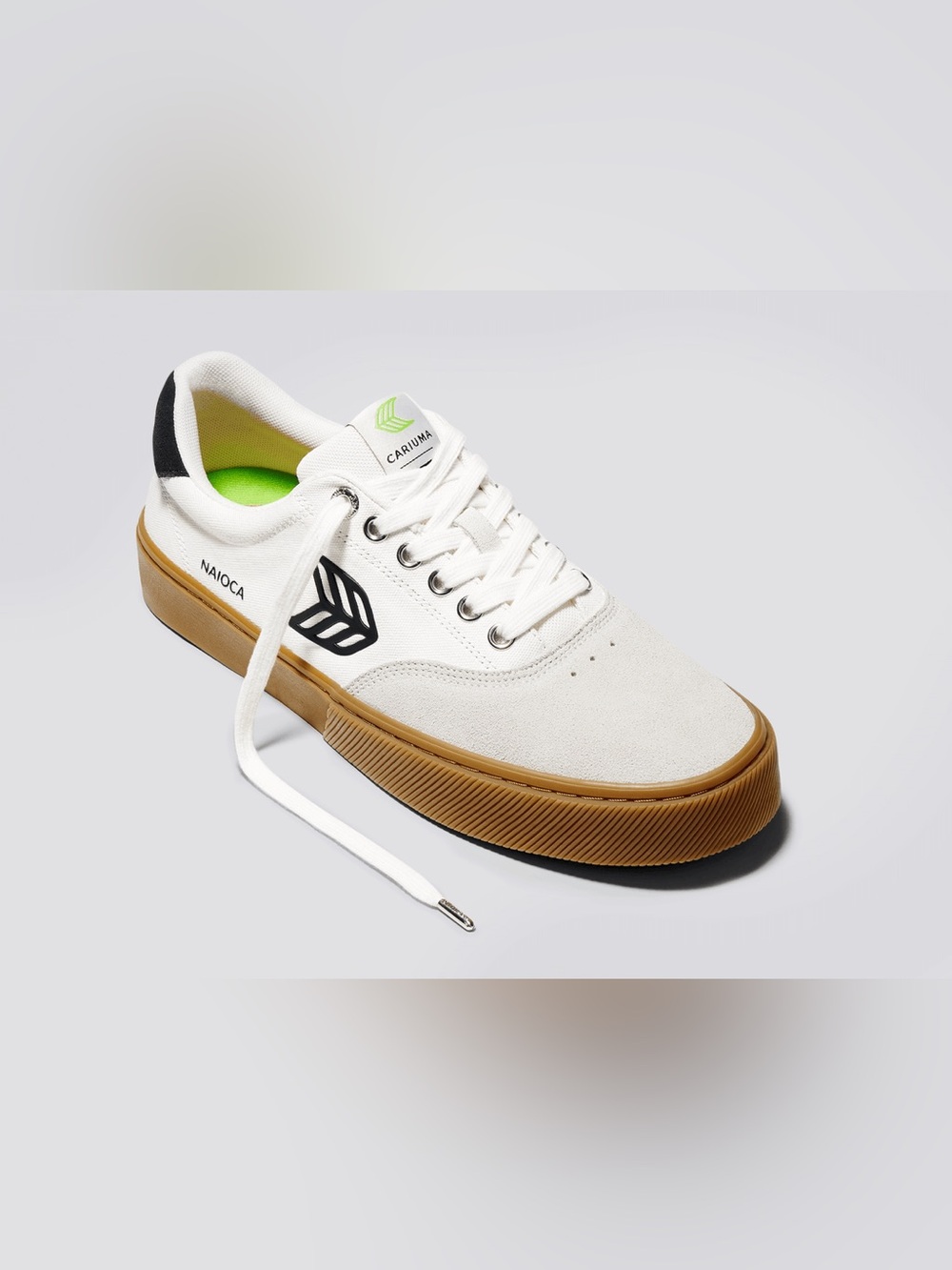 NIB! Cariuma Women’s Naioca Skate Gum Vintage White Suede Off White Canvas, 6.5